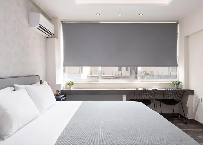 Enattica Syntagma Living